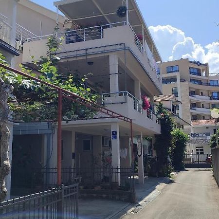 Apartments Familia Budva Eksteriør billede
