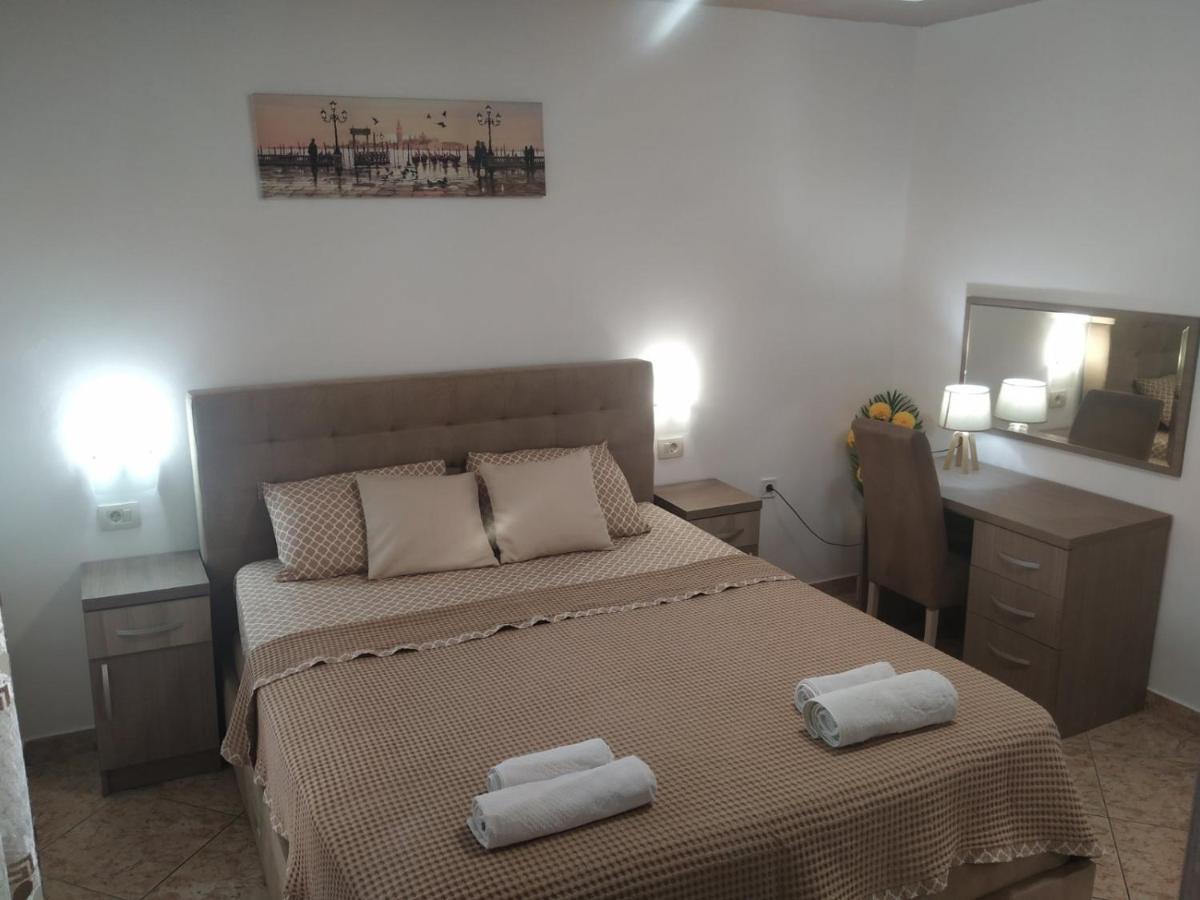 Apartments Familia Budva Eksteriør billede