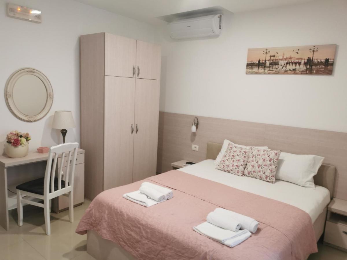 Apartments Familia Budva Eksteriør billede