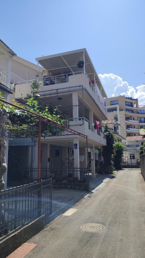 Apartments Familia Budva Eksteriør billede