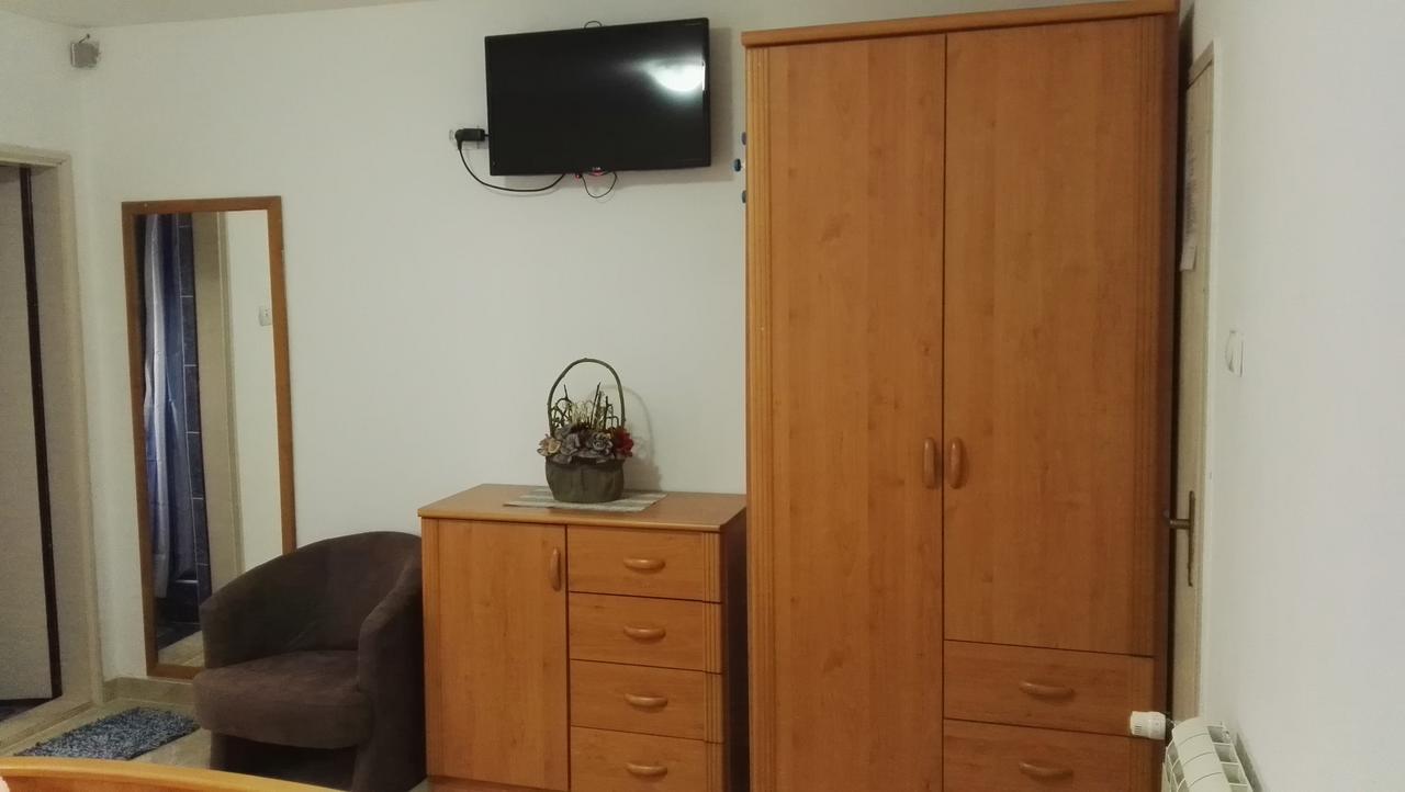 Apartments Familia Budva Eksteriør billede