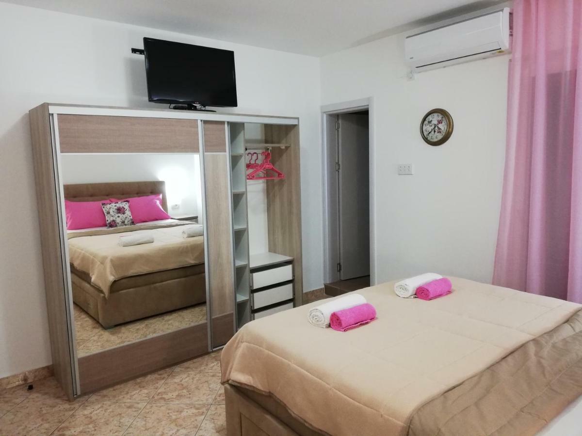 Apartments Familia Budva Eksteriør billede