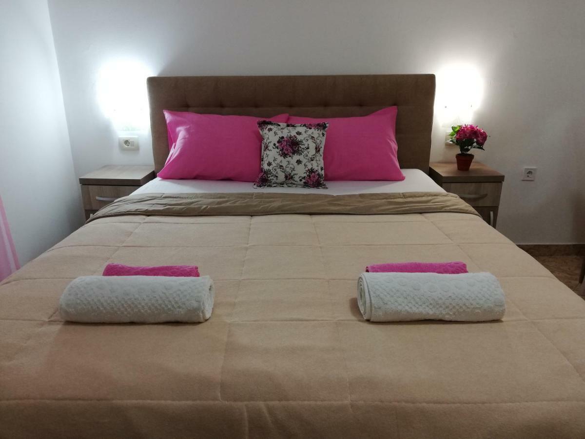 Apartments Familia Budva Eksteriør billede